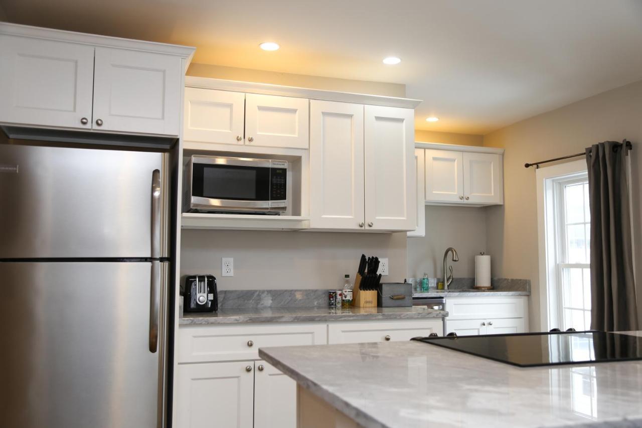 Two Bedroom With Lake View Wolfeboro Bagian luar foto