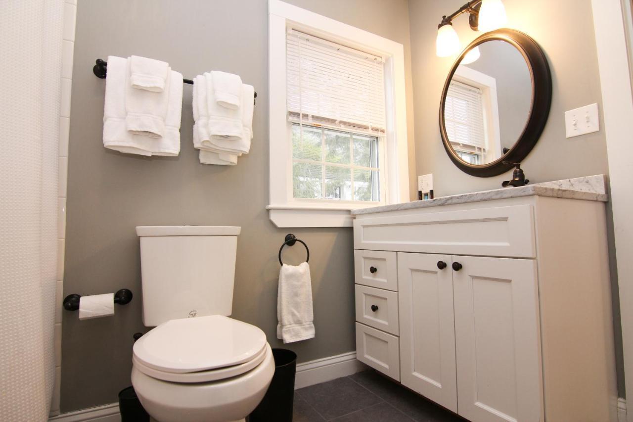 Two Bedroom With Lake View Wolfeboro Bagian luar foto