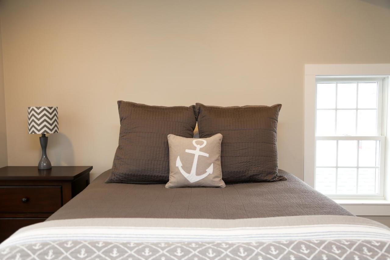 Two Bedroom With Lake View Wolfeboro Bagian luar foto